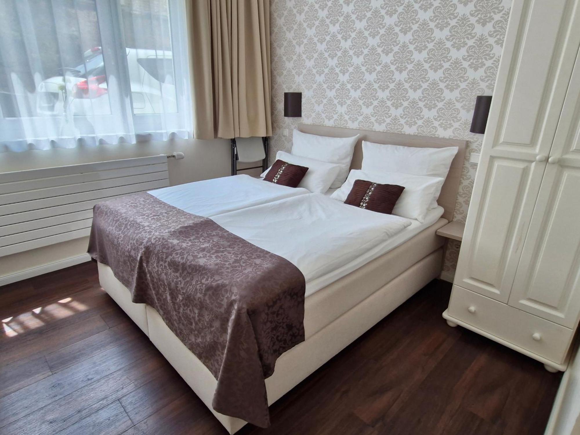 Appartement List Five - Your British *